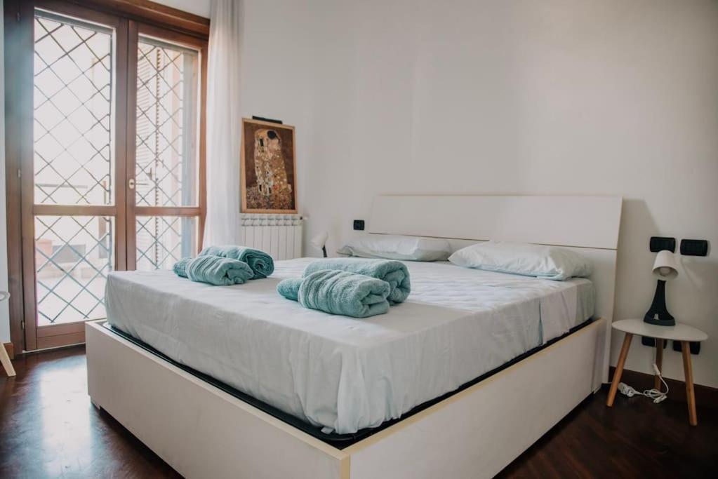 菲乌米奇诺Poccio House公寓 外观 照片